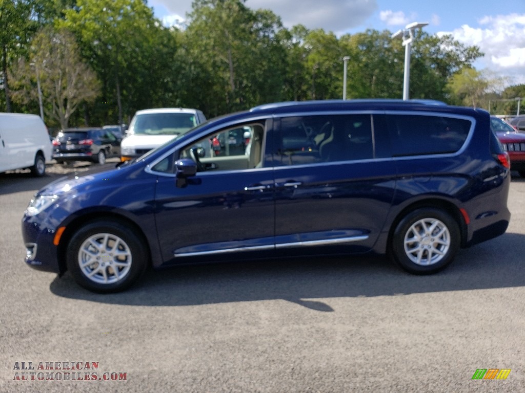 2020 Pacifica Touring L - Jazz Blue Pearl / Alloy/Black photo #3