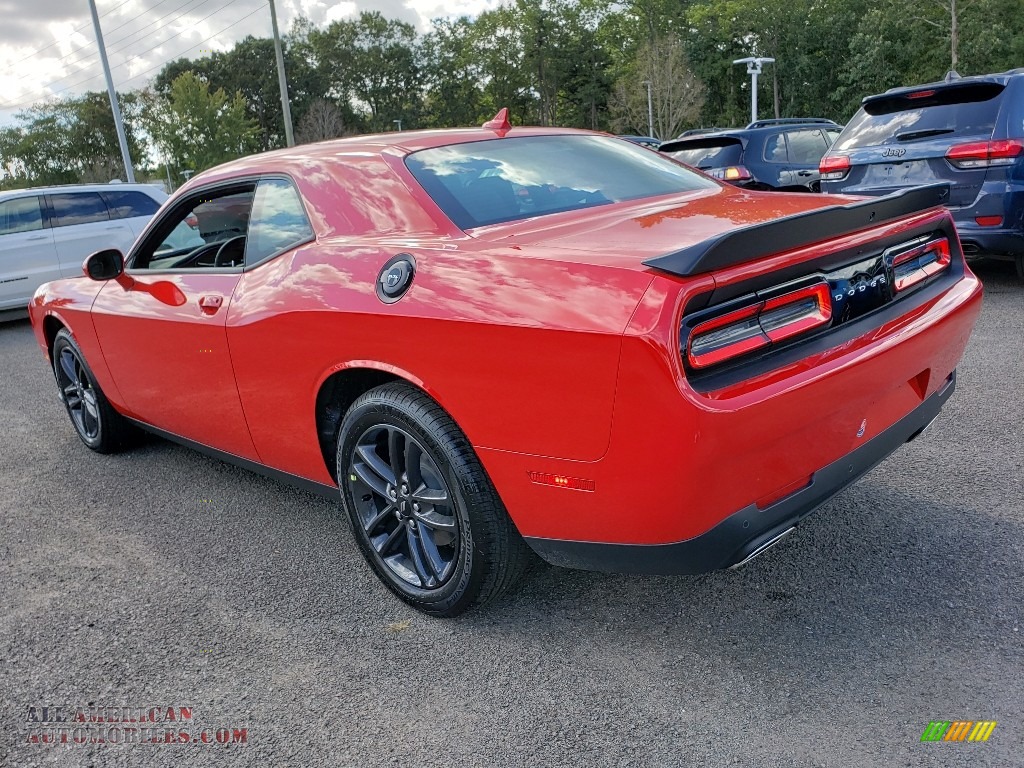 2019 Challenger GT AWD - Torred / Black photo #4