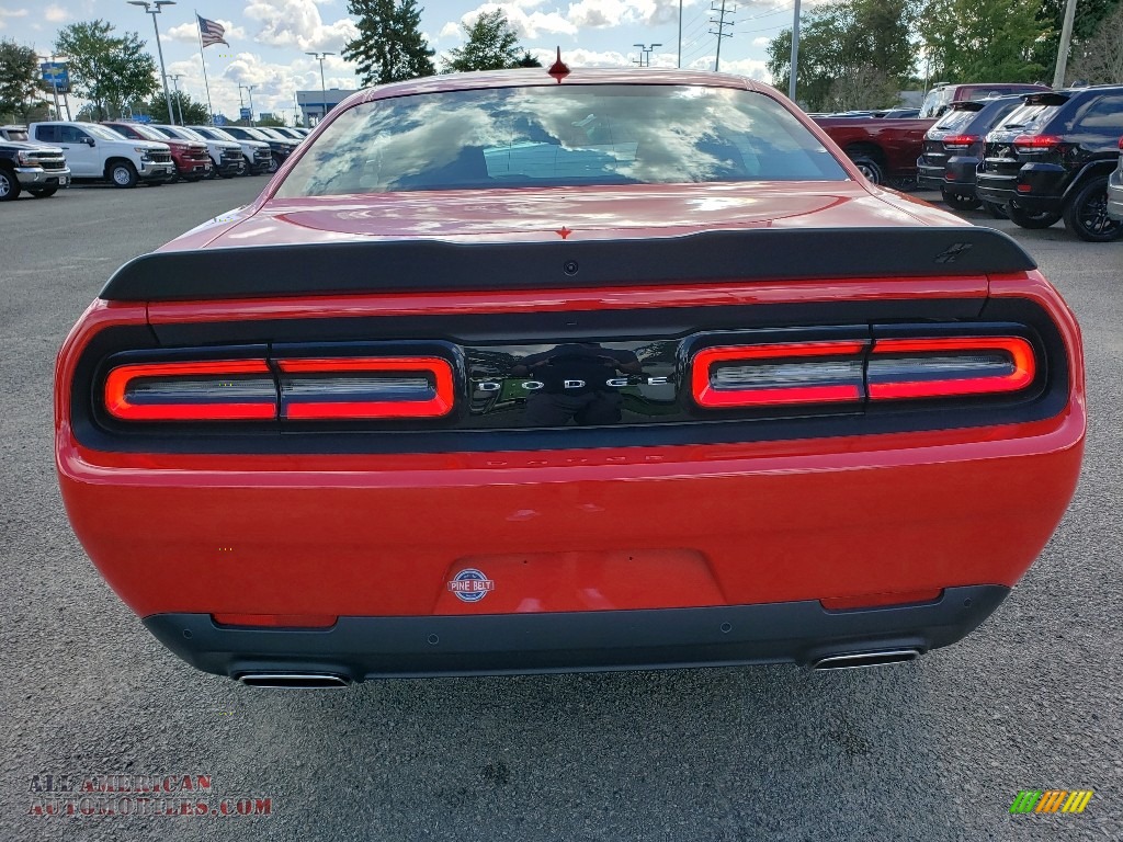 2019 Challenger GT AWD - Torred / Black photo #5