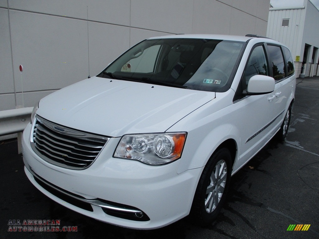 2014 Town & Country Touring - Bright White / Black/Light Graystone photo #9