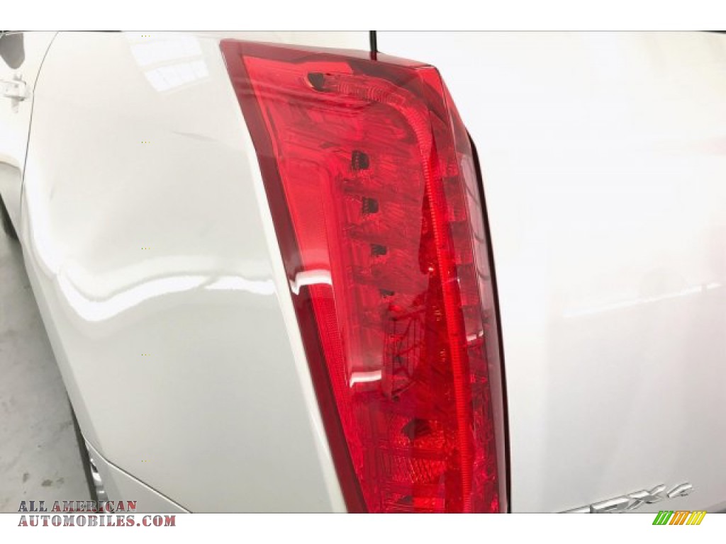 2014 SRX Luxury AWD - Radiant Silver Metallic / Light Titanium/Ebony photo #26