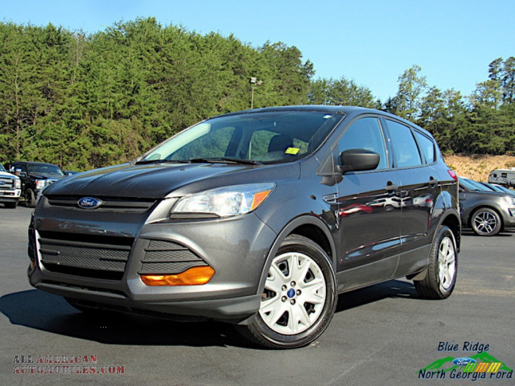 Magnetic Metallic / Charcoal Black Ford Escape S