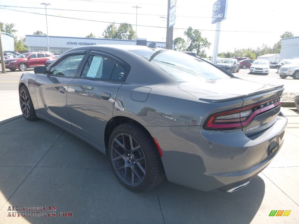 2018 Charger R/T - Destroyer Gray / Black photo #9