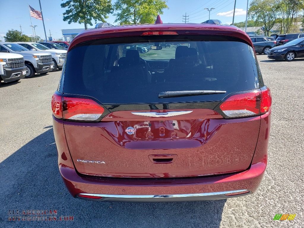 2020 Pacifica Touring L - Velvet Red Pearl / Alloy/Black photo #5