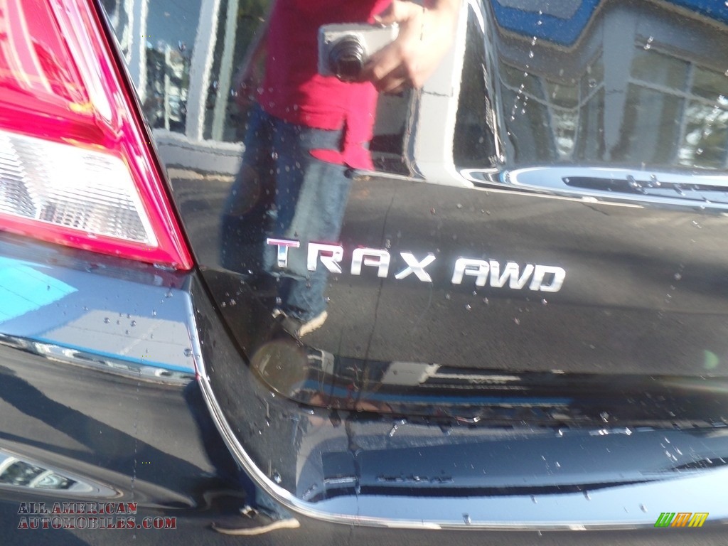 2020 Trax LT AWD - Mosaic Black Metallic / Jet Black photo #10