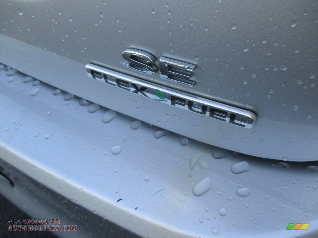 2013 Focus SE Sedan - Ingot Silver / Charcoal Black photo #6