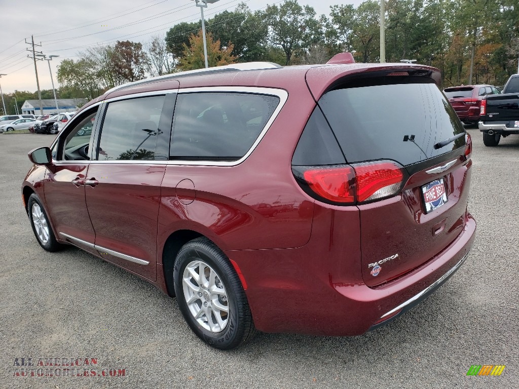 2020 Pacifica Touring L - Velvet Red Pearl / Cognac/Alloy photo #4
