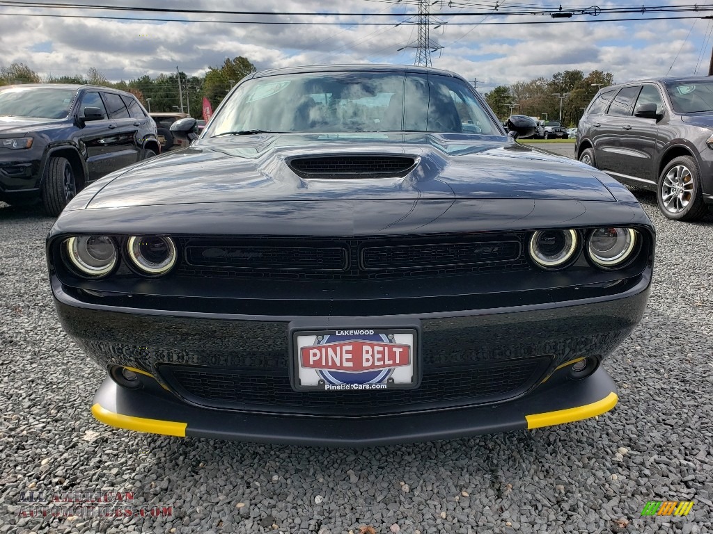 2019 Challenger GT AWD - Pitch Black / Black photo #2