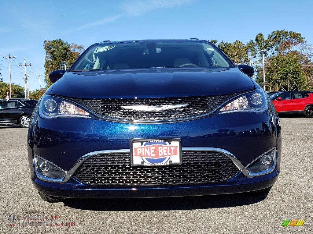 2020 Pacifica Touring L - Jazz Blue Pearl / Cognac/Alloy photo #2