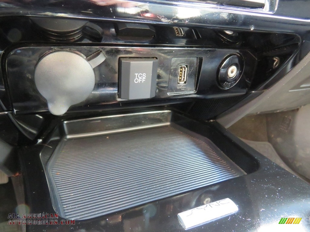 2012 Escape Limited V6 4WD - Ebony Black / Charcoal Black photo #29