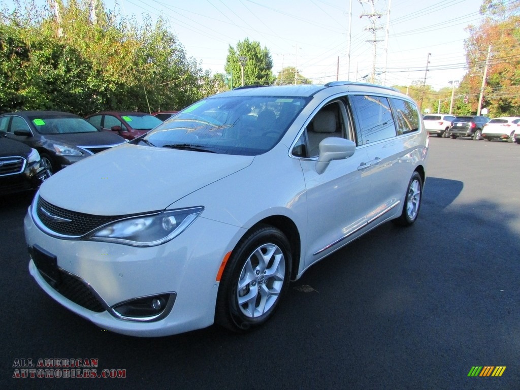 2017 Pacifica Touring L Plus - Bright White / Cognac/Alloy/Toffee photo #2