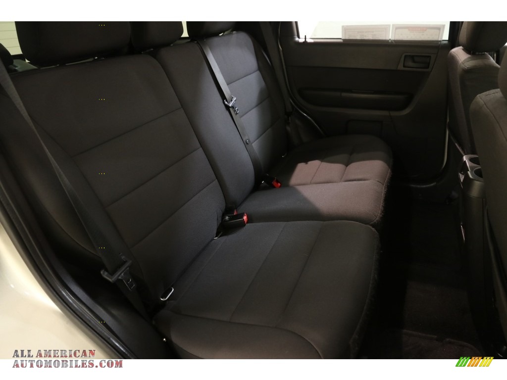 2011 Escape XLT 4WD - Gold Leaf Metallic / Charcoal Black photo #15