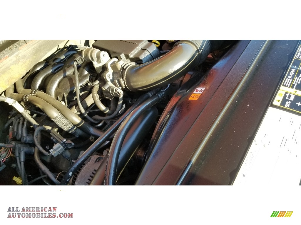 2004 F150 XLT Heritage SuperCab - Toreador Red Metallic / Heritage Graphite Grey photo #25