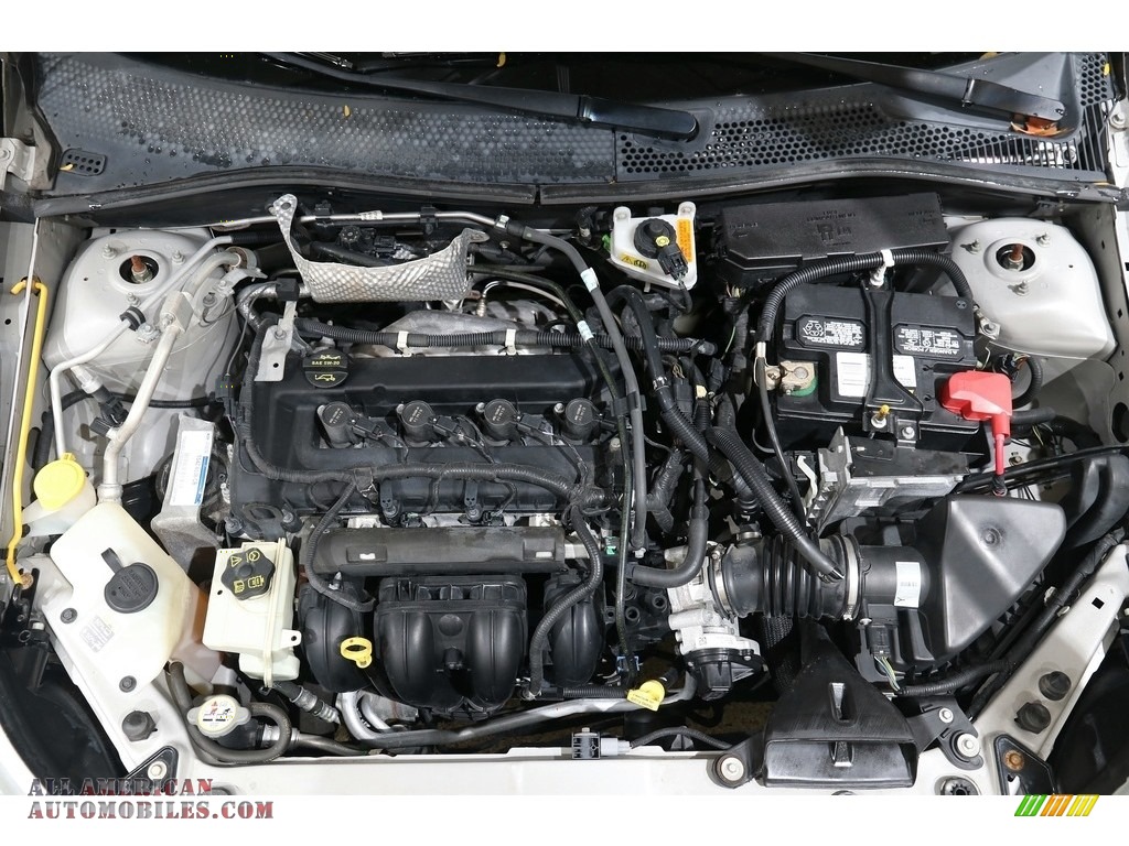 2011 Focus SE Sedan - Ingot Silver Metallic / Charcoal Black photo #17