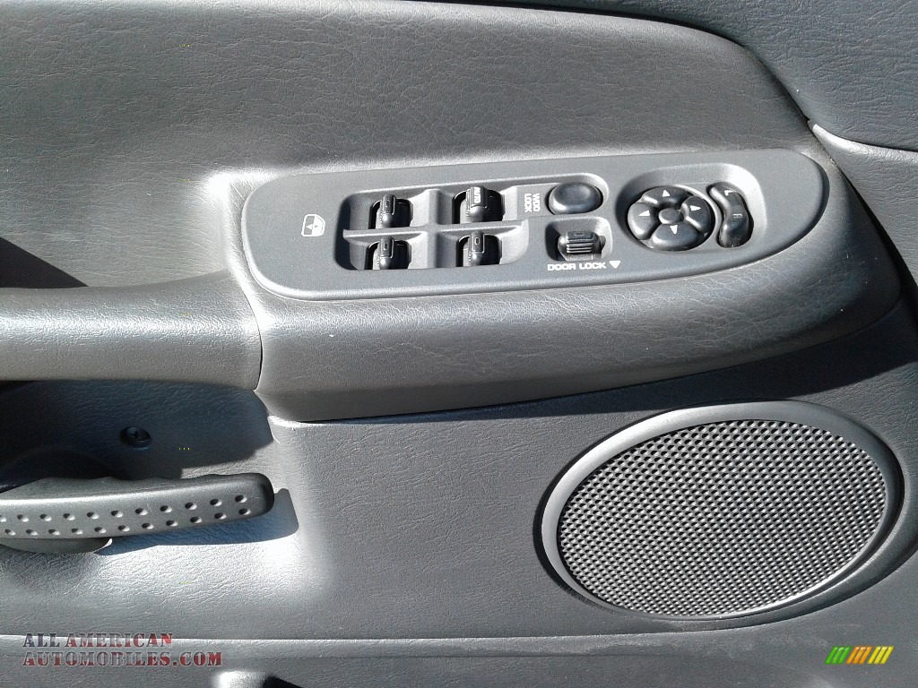 2004 Ram 2500 SLT Quad Cab 4x4 - Graphite Metallic / Dark Slate Gray photo #9