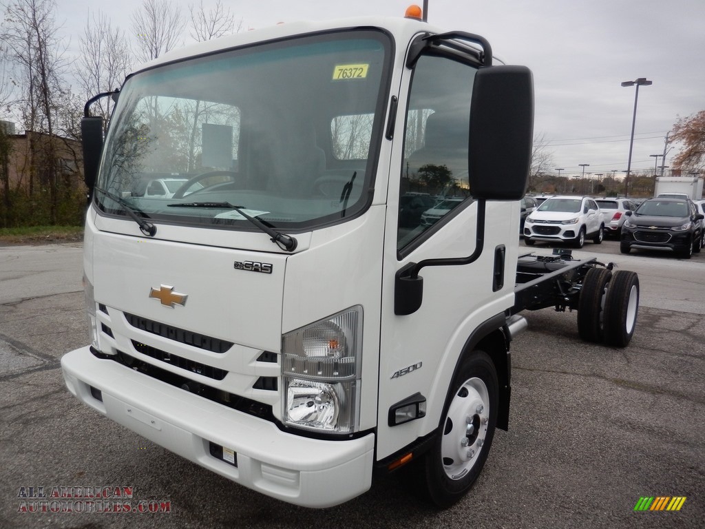 2019 Low Cab Forward 4500 Chassis - Arctic White / Pewter photo #1