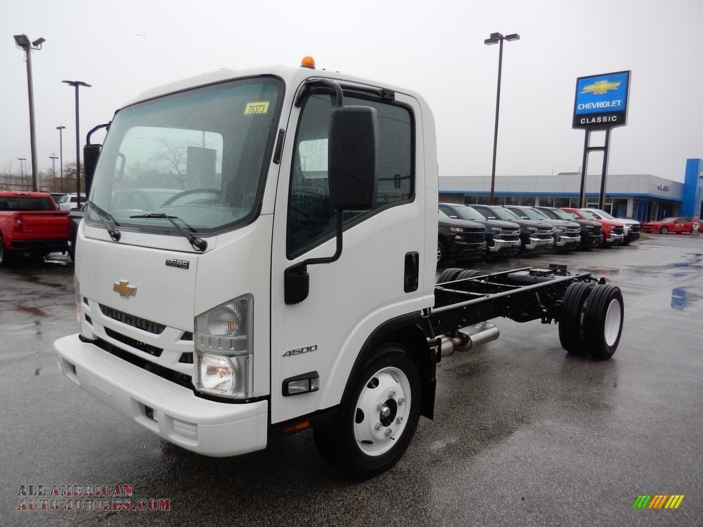 2019 Low Cab Forward 4500 Chassis - Arctic White / Pewter photo #1