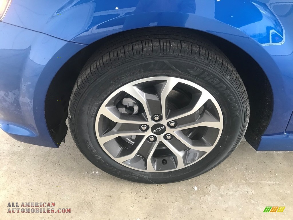 2020 Sonic LT Hatchback - Kinetic Blue Metallic / Jet Black photo #8