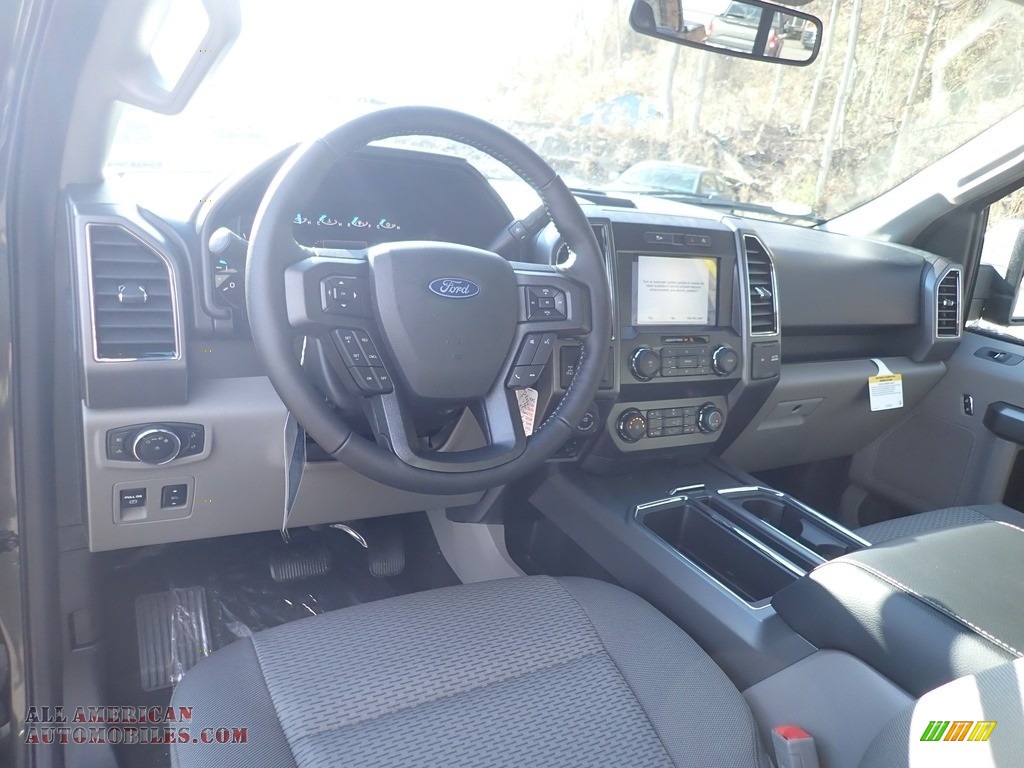 2019 F150 XLT SuperCab 4x4 - Magnetic / Earth Gray photo #10