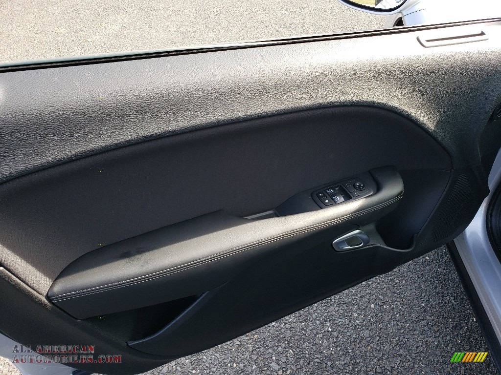 2019 Challenger SXT AWD - Triple Nickel / Black photo #8
