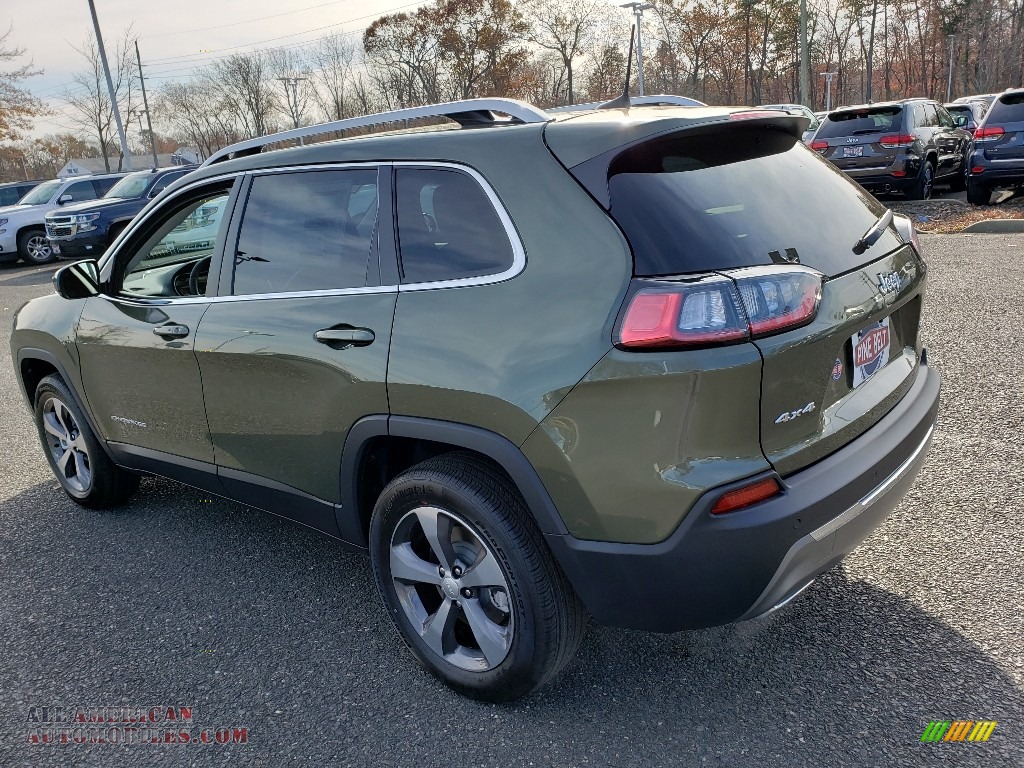 2020 Cherokee Limited 4x4 - Olive Green Pearl / Black photo #4