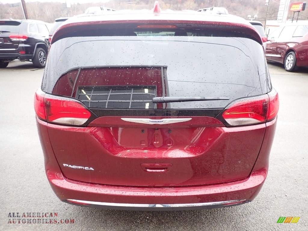 2020 Pacifica Touring - Velvet Red Pearl / Alloy/Black photo #4