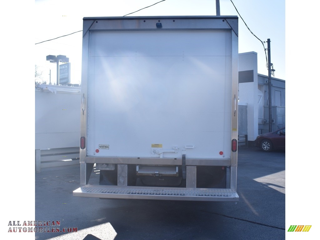 2019 E Series Cutaway E350 Commercial Moving Truck - Oxford White / Medium Flint photo #3