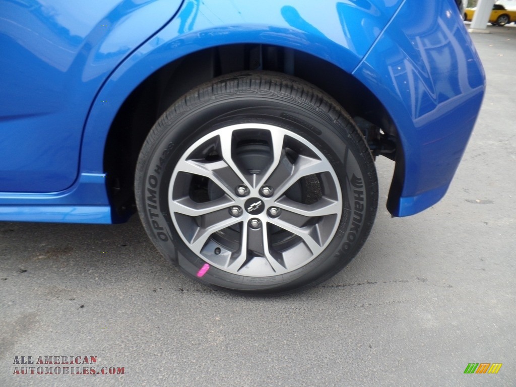 2020 Sonic LT Hatchback - Kinetic Blue Metallic / Jet Black photo #11