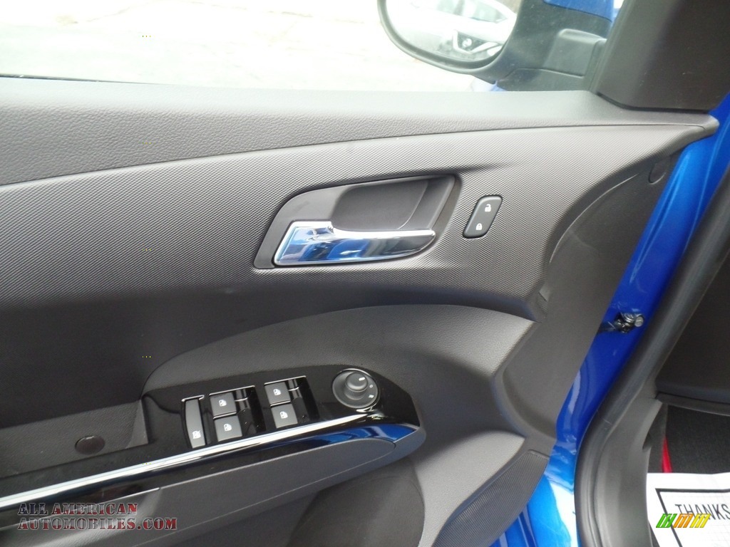2020 Sonic LT Hatchback - Kinetic Blue Metallic / Jet Black photo #16