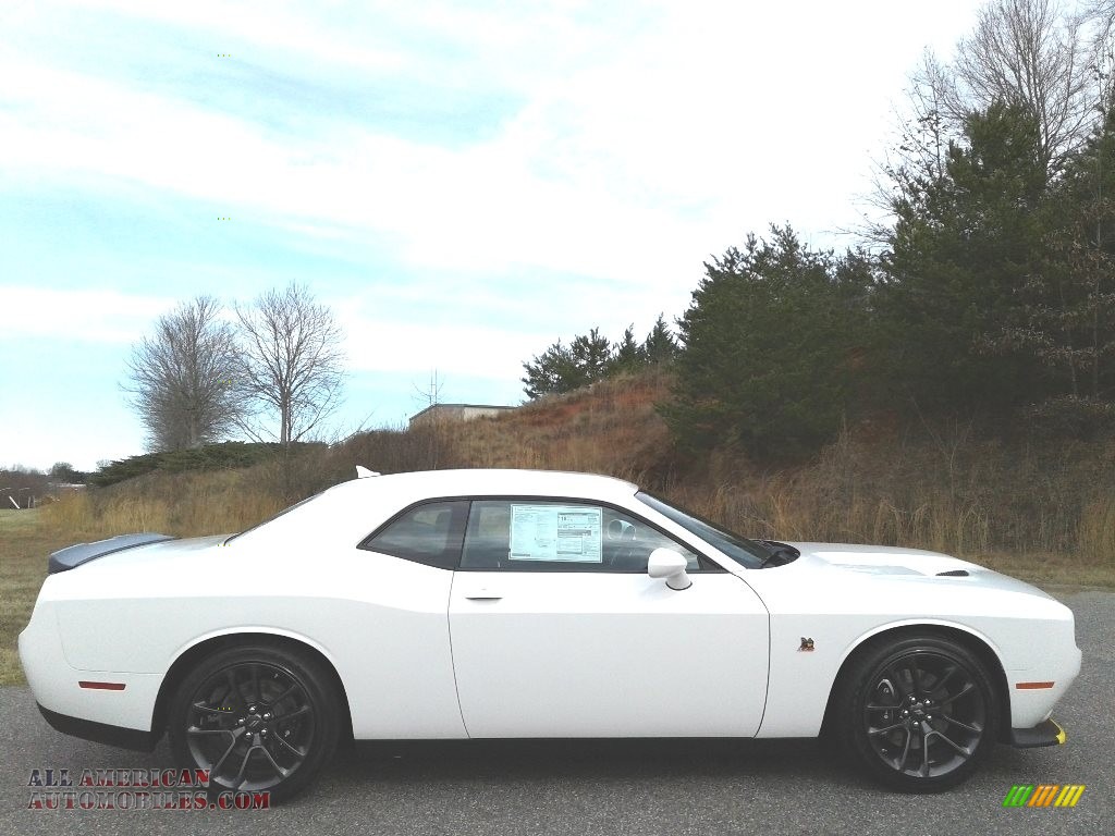 2020 Challenger R/T Scat Pack - White Knuckle / Black photo #5