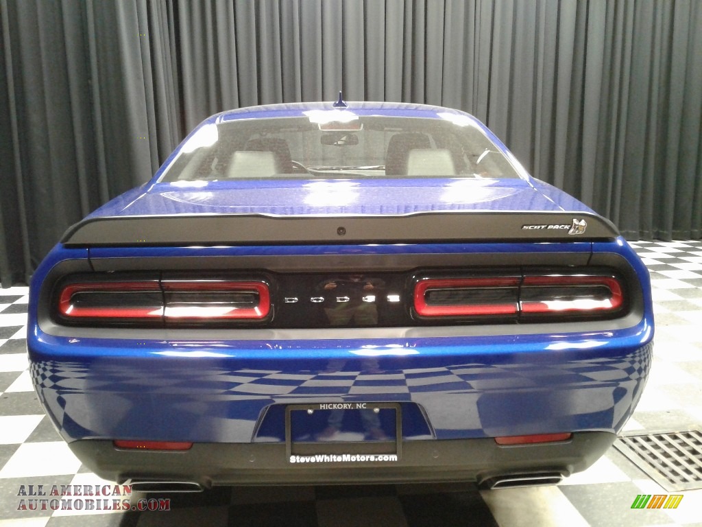 2020 Challenger R/T Scat Pack - IndiGo Blue / Black photo #7