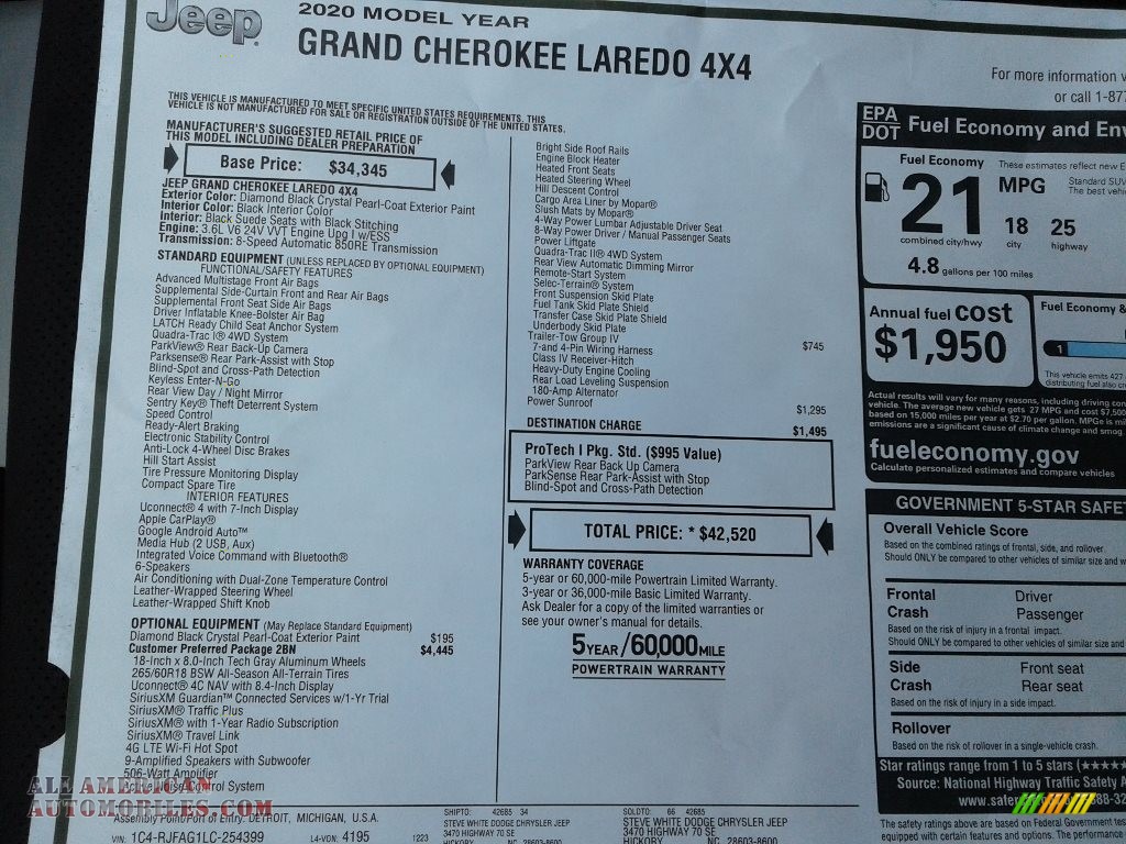 2020 Grand Cherokee Laredo 4x4 - Diamond Black Crystal Pearl / Black photo #31