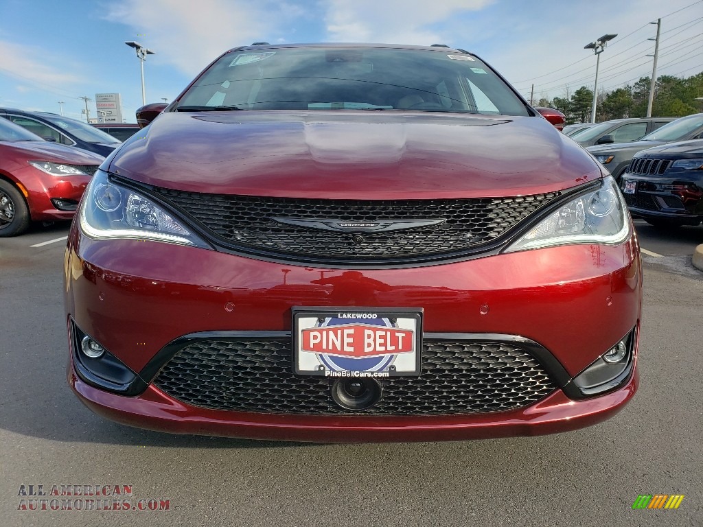 2020 Pacifica Limited - Velvet Red Pearl / Black photo #2