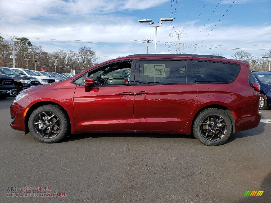 2020 Pacifica Limited - Velvet Red Pearl / Black photo #3