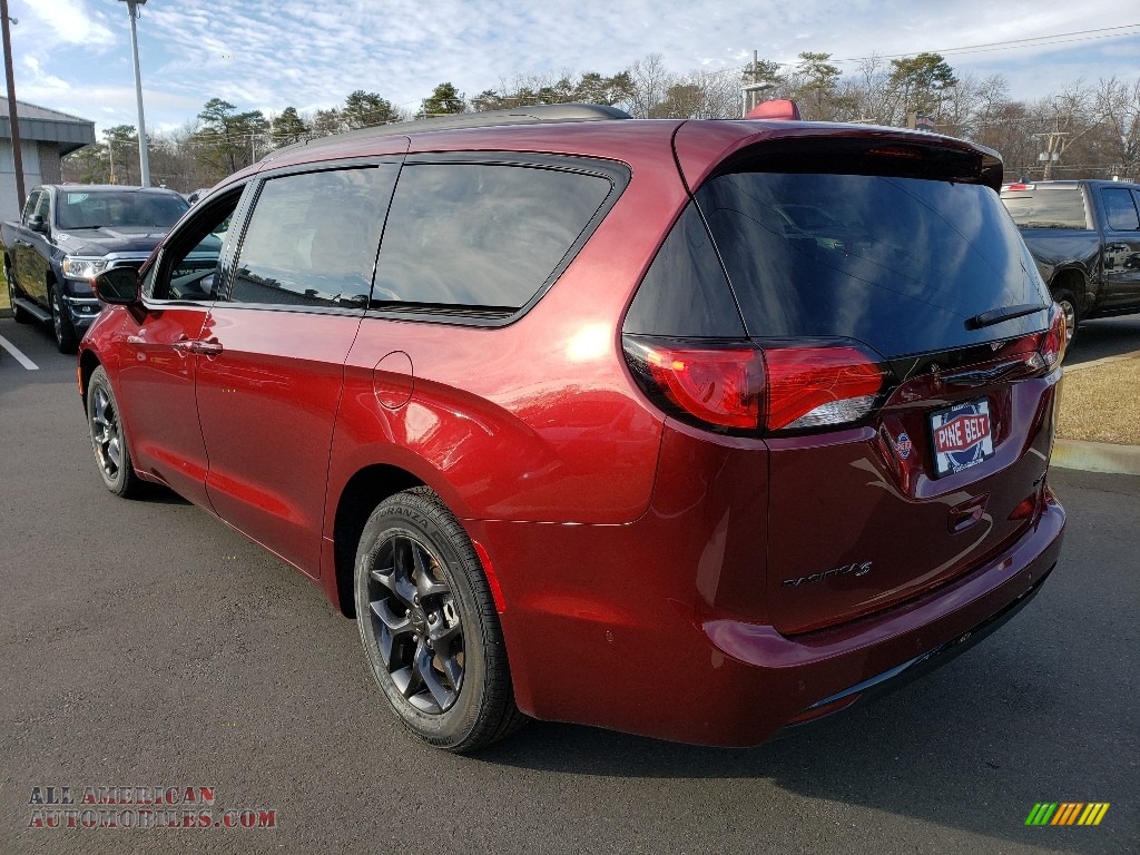 2020 Pacifica Limited - Velvet Red Pearl / Black photo #4