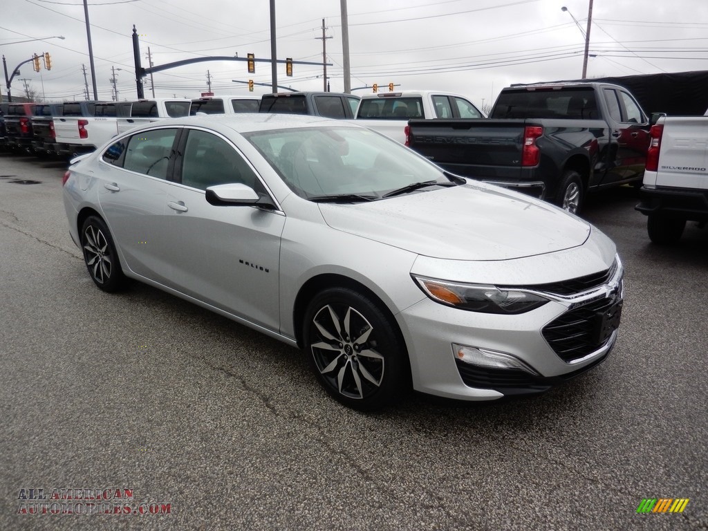 2020 Chevrolet Malibu Rs In Silver Ice Metallic Photo #3 - 048748 