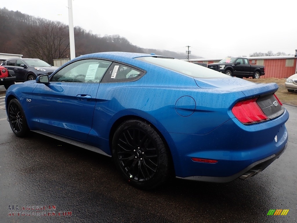 2020 Mustang GT Premium Fastback - Velocity Blue / Ebony photo #4