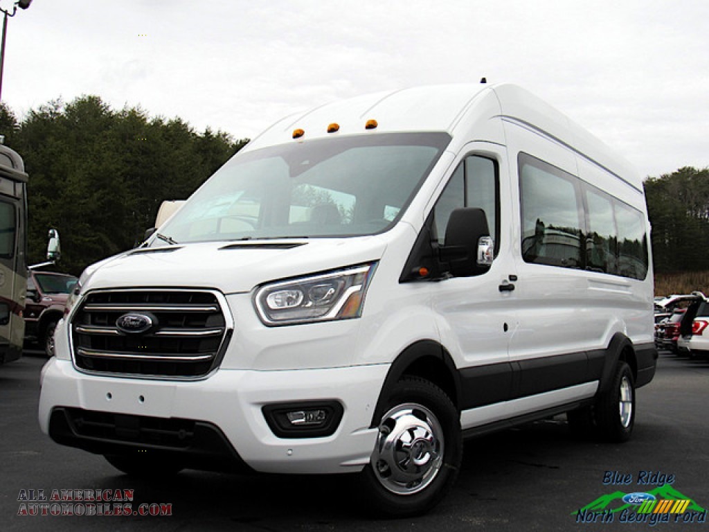 Oxford White / Ebony Ford Transit Passenger Wagon XLT 350 HR Extended