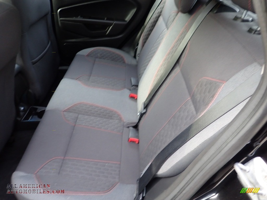 2014 Fiesta SE Hatchback - Tuxedo Black / Charcoal Black photo #16
