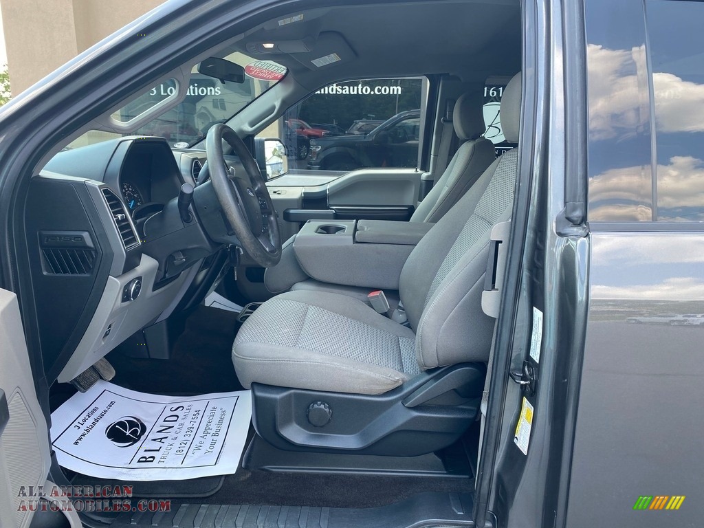 2018 F150 XLT SuperCab 4x4 - Magnetic / Earth Gray photo #7