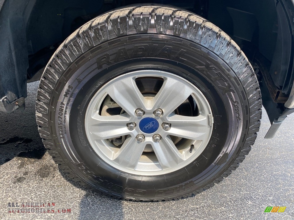 2018 F150 XLT SuperCab 4x4 - Magnetic / Earth Gray photo #31