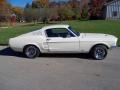 Ford Mustang Fastback Wimbledon White photo #2