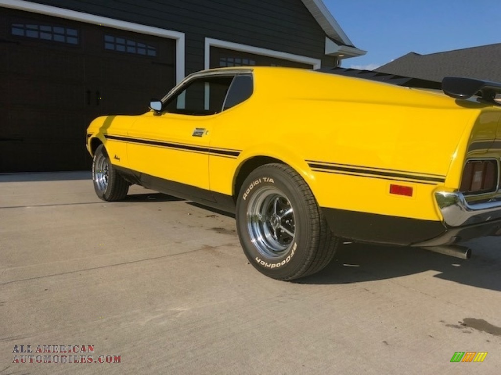 1971 Mustang Mach 1 - Grabber Yellow / Black photo #9