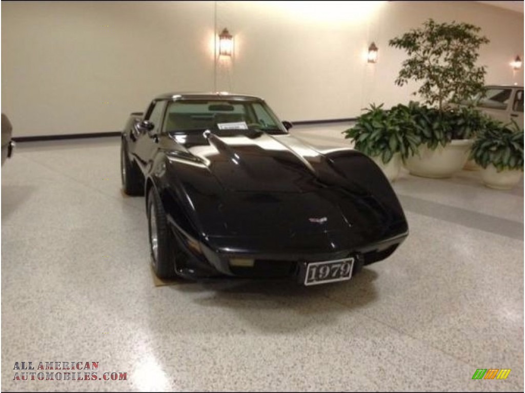 Black / Light Beige Chevrolet Corvette Coupe