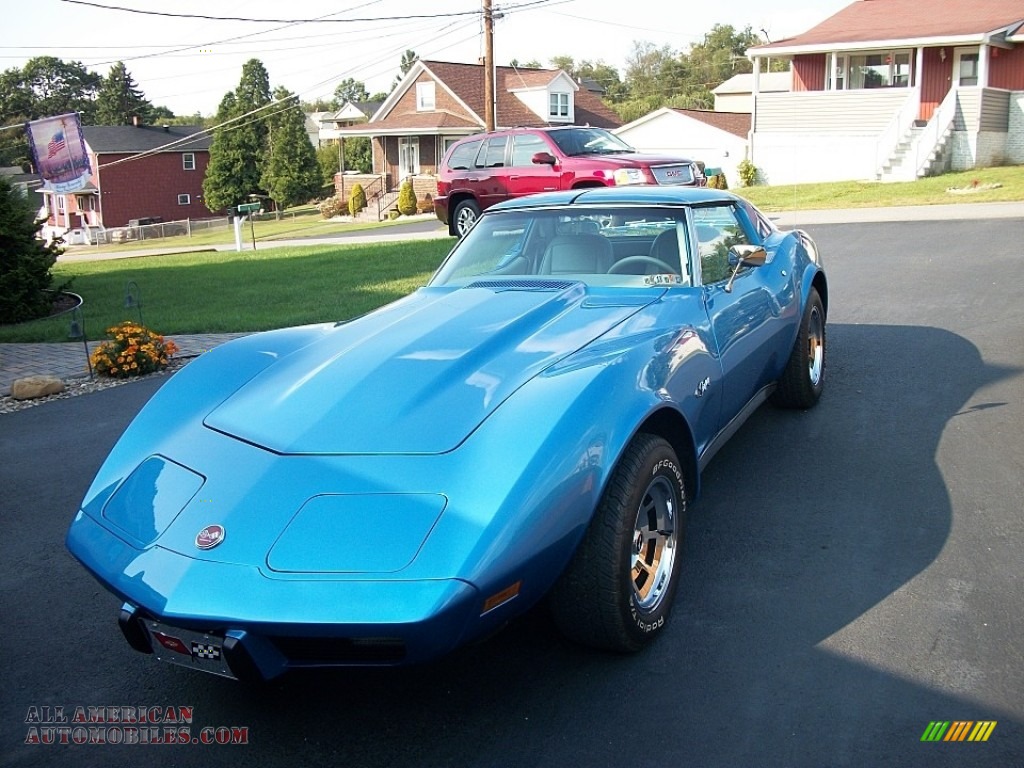 1976 Corvette Stingray Coupe - Bright Blue Metallic / White photo #1