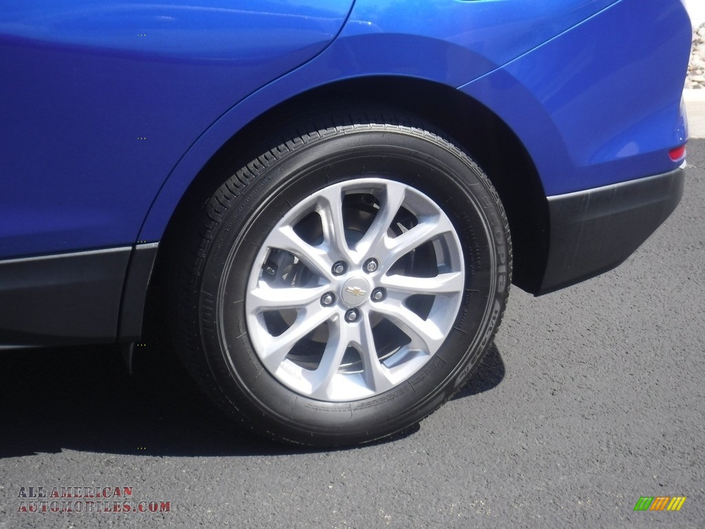 2019 Equinox LS AWD - Kinetic Blue Metallic / Medium Ash Gray photo #3