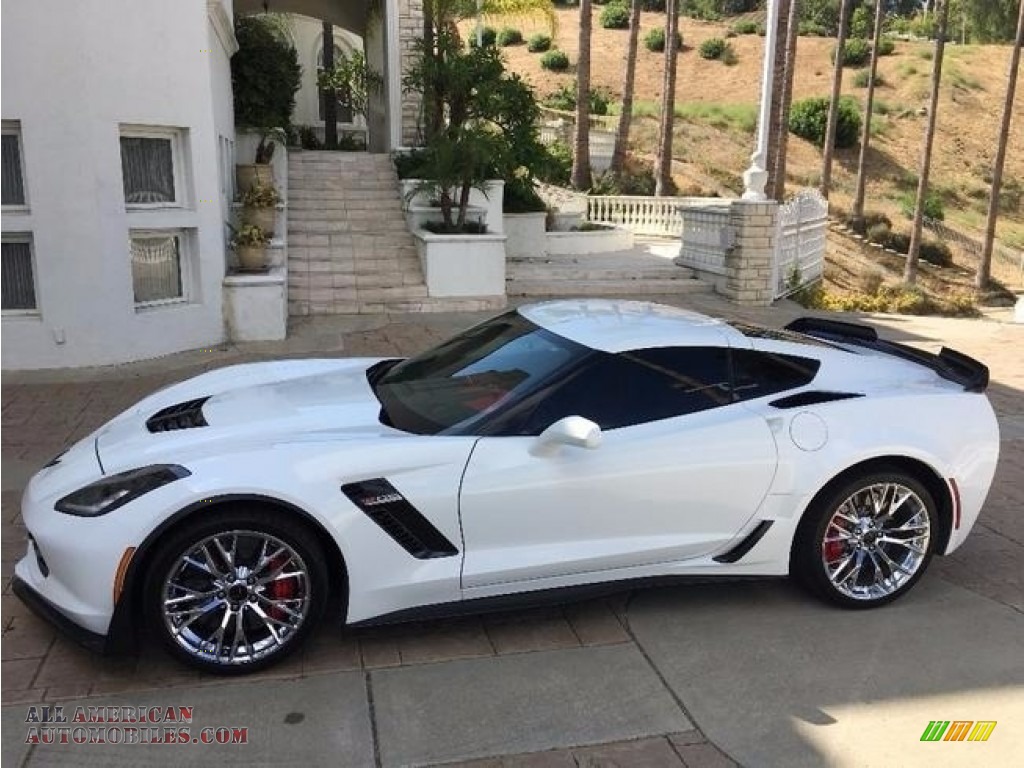 2016 Corvette Z06 Coupe - Arctic White / Adrenaline Red photo #1