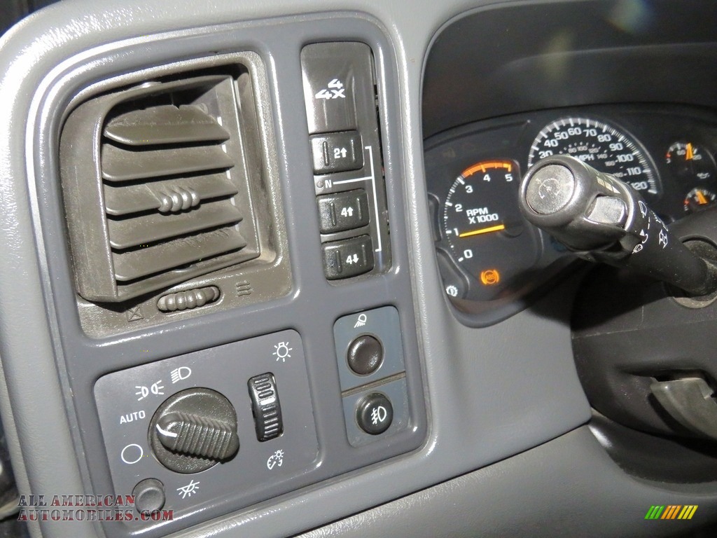 2004 Silverado 2500HD LS Extended Cab 4x4 - Dark Gray Metallic / Dark Charcoal photo #26