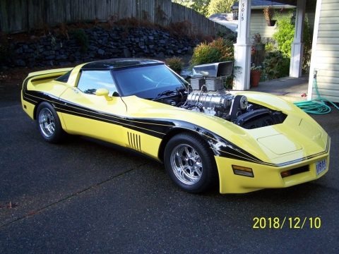 Yellow 1977 Chevrolet Corvette Custom Coupe