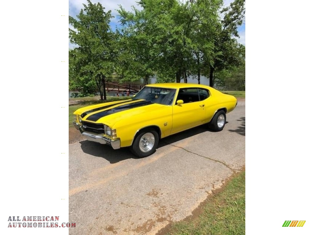 Yellow / Black Chevrolet Chevelle SS Coupe